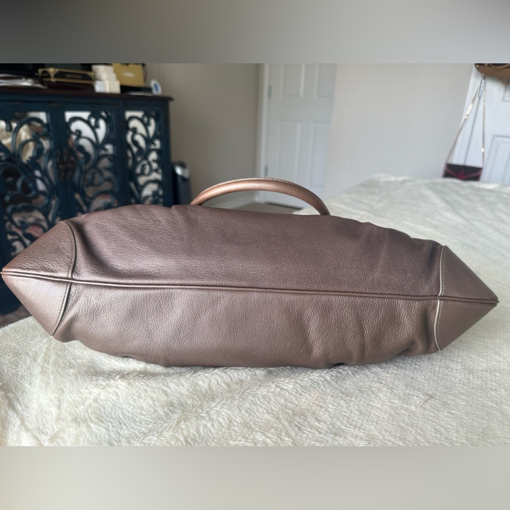 Salvatore Ferragamo Gancini Shoulder/Hand Bag - Picture 9 of 16